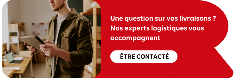 cta rouge personne avec colis et tablette